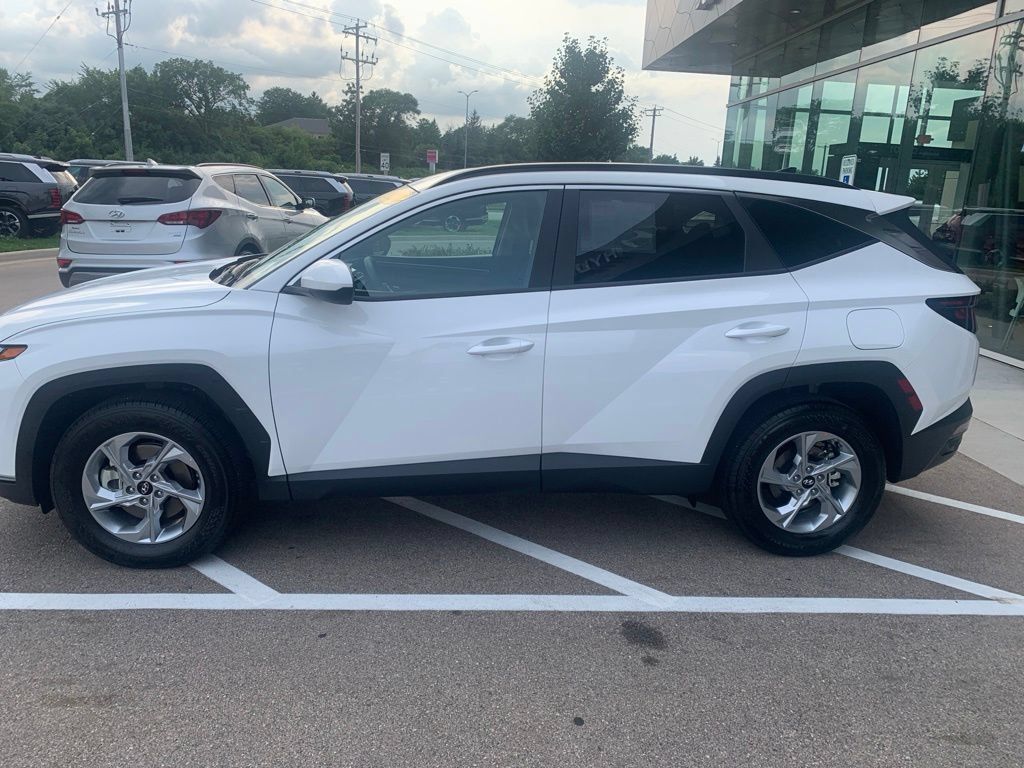 Certified 2024 Hyundai Tucson SEL AWD/4WD image 2