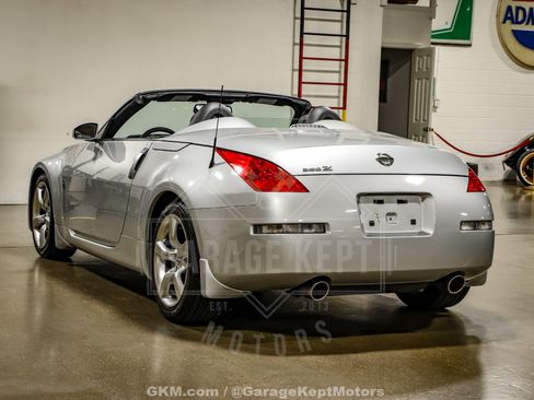 Used 2008 Nissan 350Z Touring image 22