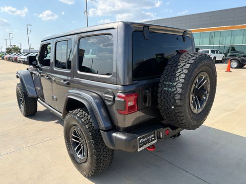 New 2026 Jeep Wrangler Unlimited Rubicon AWD/4WD image 3