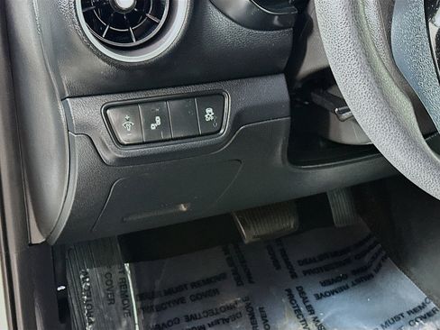 Used 2023 Kia Forte LXS w/ LXS Technology Package image 10