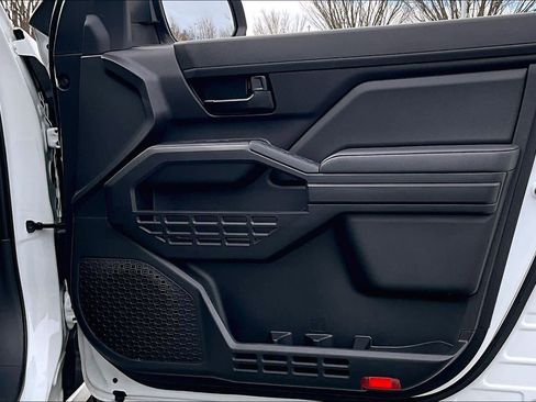 Used 2024 Toyota Tacoma SR w/ SR Upgrade Package image 21