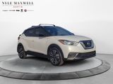 Used 2018 Nissan Kicks SV image 2