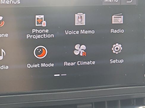 Used 2023 Kia Carnival LX FWD image 19