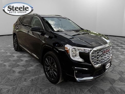 Certified 2024 GMC Terrain Denali w/ Black Diamond Edition AWD/4WD image 7