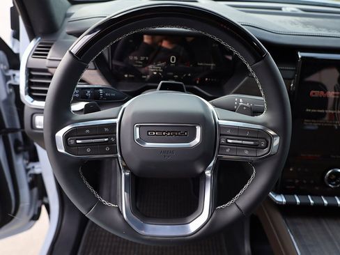 New 2026 GMC Acadia Denali Ultimate w/ LPO, Illumination Package image 13