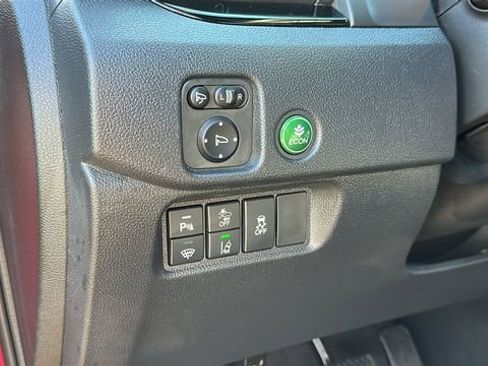 Used 2025 Honda Passport Black Edition image 10