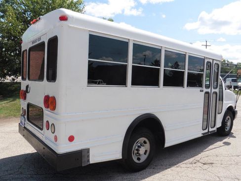 Used 2008 Chevrolet Express 3500 w/ School Bus Package RWD image 33