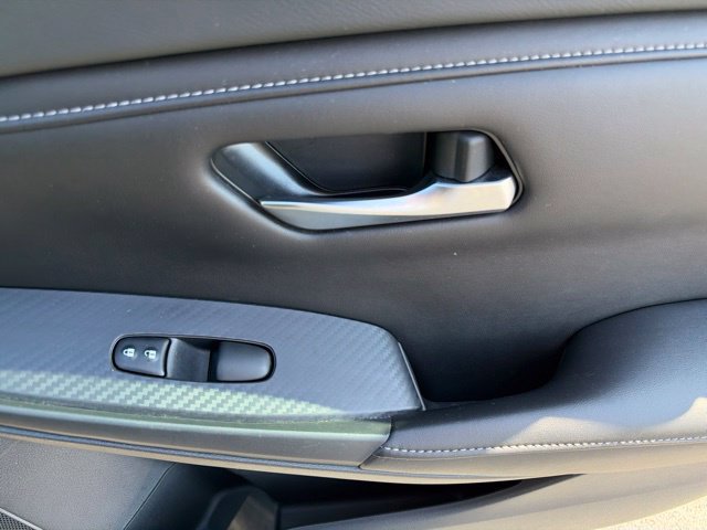 Used 2020 Nissan Sentra SV FWD image 30