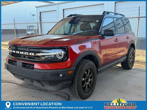 Used 2022 Ford Bronco Sport Outer Banks w/ Tech Package image 2