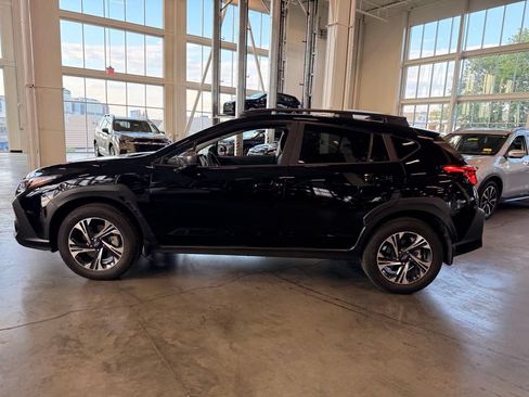 Used 2025 Subaru Crosstrek 2.5i Premium AWD/4WD image 5