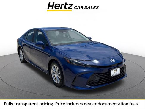 Used 2025 Toyota Camry LE FWD image 1