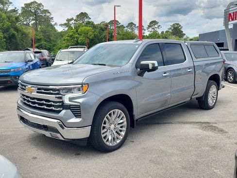 Used 2024 Chevrolet Silverado 1500 LTZ w/ LTZ Premium Package AWD/4WD image 5