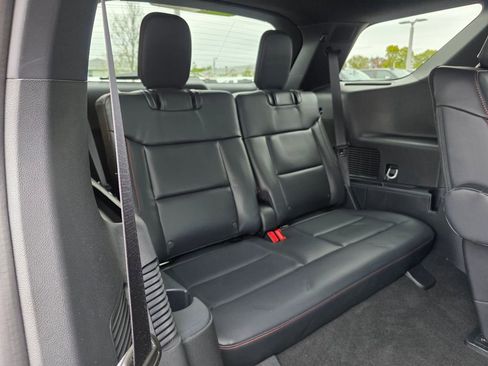Used 2025 Ford Explorer ST-Line w/ Premium Package image 15
