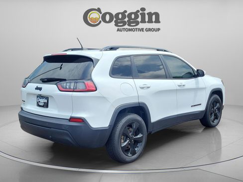 Used 2021 Jeep Cherokee Latitude Plus AWD/4WD image 5
