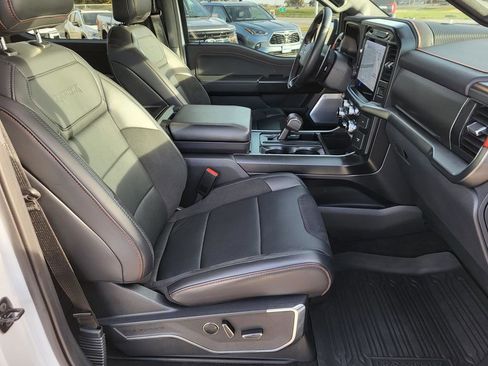 Used 2025 Ford F150 Raptor image 9