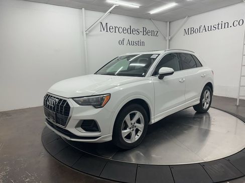 Used 2020 Audi Q3 2.0T Premium image 3