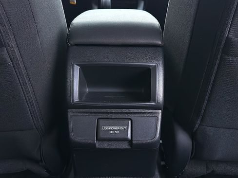 Used 2018 Subaru Outback 2.5i Premium AWD/4WD image 28