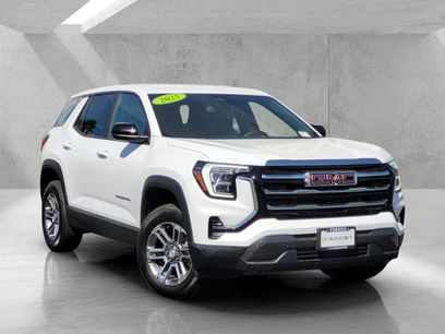 Used 2025 GMC Terrain Elevation