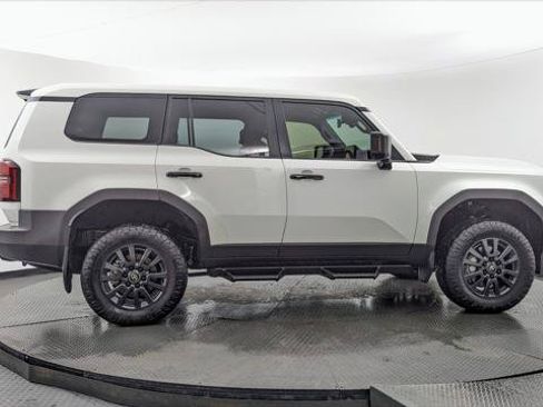 Used 2025 Toyota Land Cruiser 1958 AWD/4WD image 9