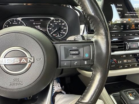 Used 2023 Nissan Pathfinder SL w/ SL Premium Package FWD image 42