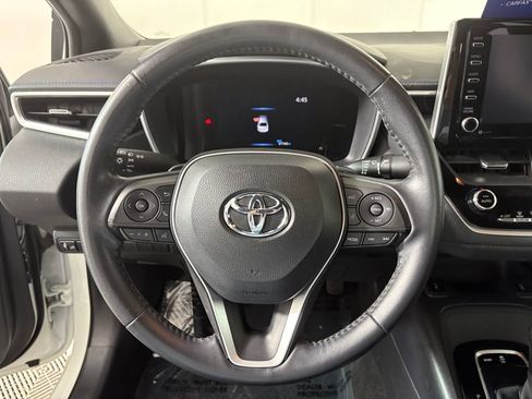Used 2020 Toyota Corolla XSE image 17