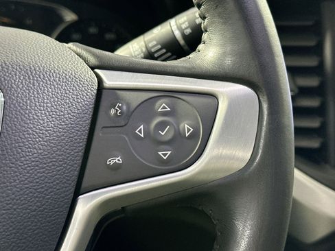 Used 2020 GMC Acadia SLE w/ Driver Convenience Package image 19