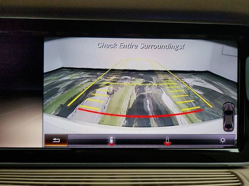 Used 2014 Mercedes-Benz S 550 Sedan image 21