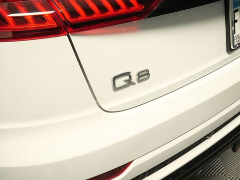 Used 2021 Audi Q8 Premium Plus AWD/4WD image 10