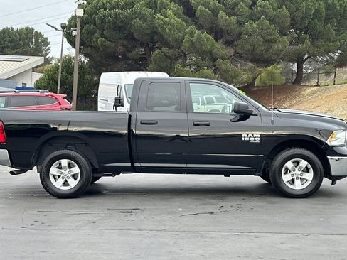 Used 2024 RAM 1500 Classic SLT image 3