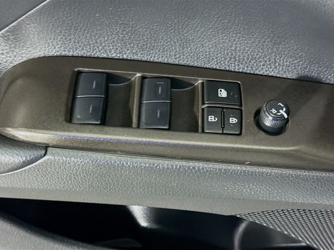 Used 2024 Toyota Camry SE FWD image 23