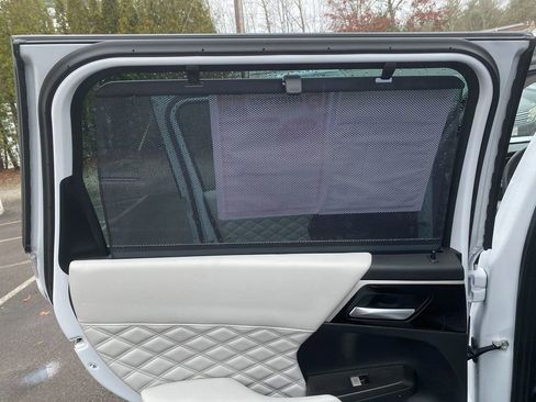 Used 2023 Mitsubishi Outlander SEL image 29