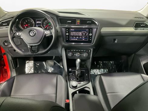 Used 2018 Volkswagen Tiguan SEL image 10