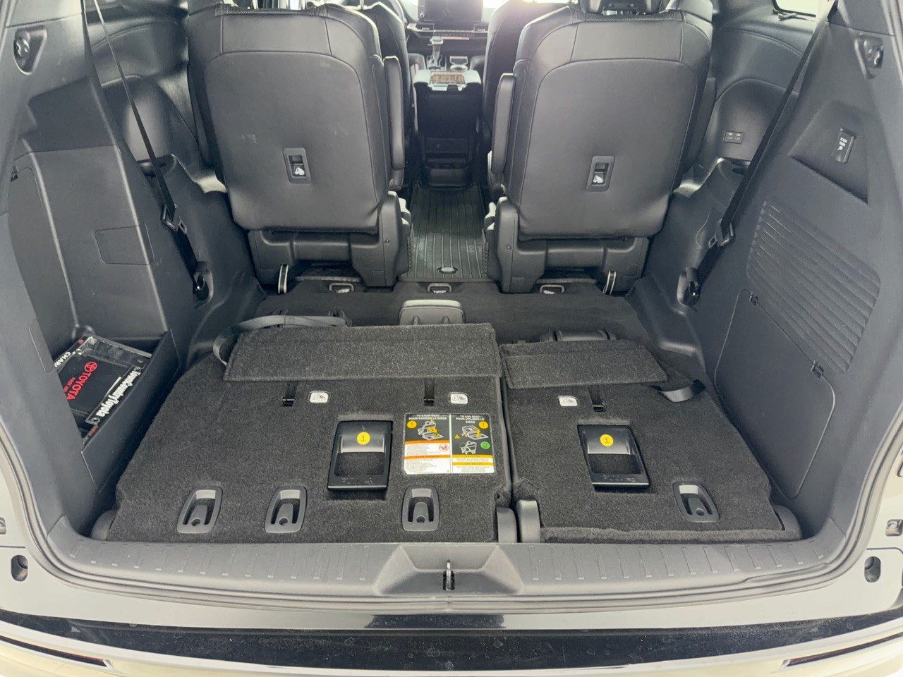 Certified 2026 Toyota Sienna Limited FWD image 28
