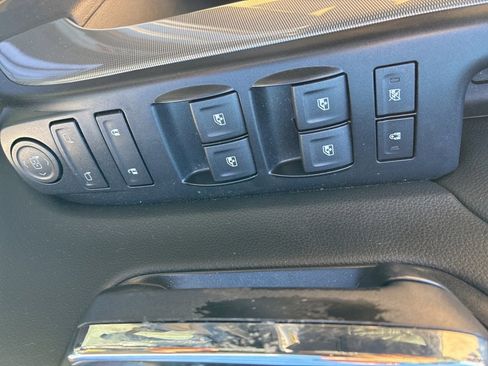 Used 2018 Chevrolet Silverado 1500 LT w/ Texas Edition image 7