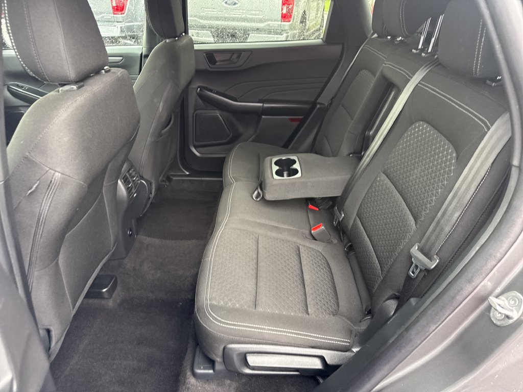 Used 2025 Ford Escape Active AWD/4WD image 15