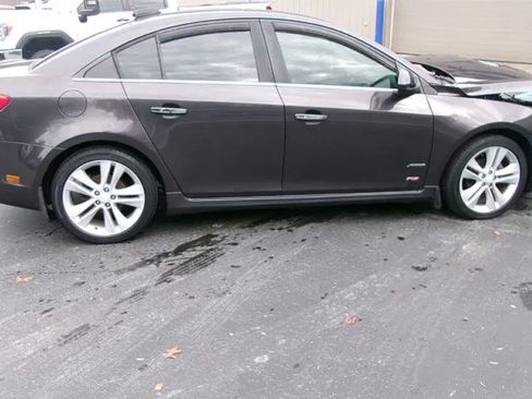 Used 2015 Chevrolet Cruze LTZ w/ Sun, Sound and Sport Package FWD image 8