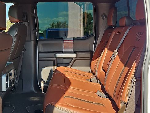 Used 2022 Ford F350 King Ranch w/ King Ranch Ultimate Package AWD/4WD image 16