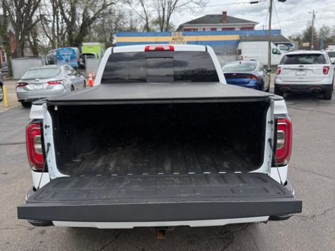 Used 2017 GMC Sierra 1500 SLT image 13