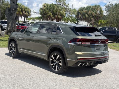 New 2026 Volkswagen Atlas Cross Sport SEL Premium R-Line AWD/4WD image 4