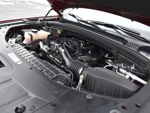 Used 2024 Jeep Grand Cherokee L Altitude image 38