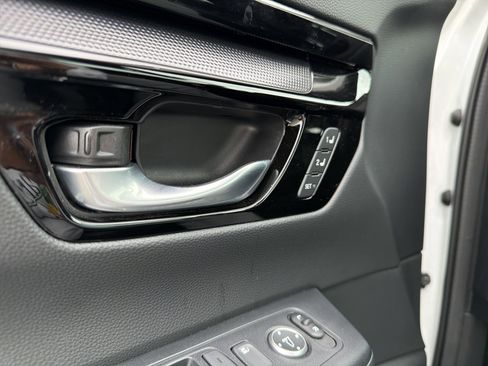 Certified 2024 Honda CR-V Sport Touring image 40