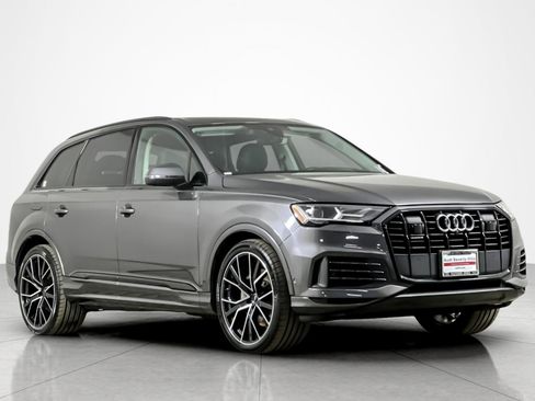 Used 2022 Audi Q7 3.0T Prestige w/ Prestige Package image 7