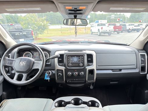 Used 2017 RAM 2500 SLT AWD/4WD image 11