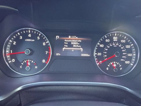 Used 2024 Kia Forte LXS w/ LXS Technology Package FWD image 28