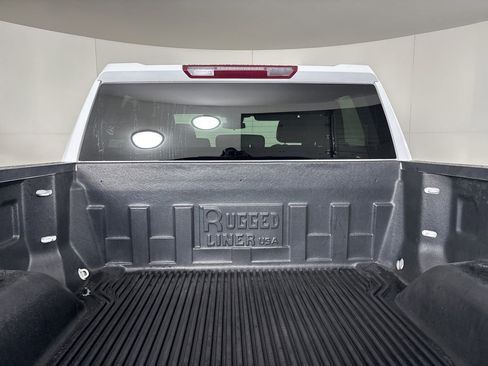 Used 2023 GMC Sierra 1500 SLE image 24
