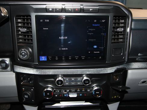 Used 2024 Ford F250 Limited AWD/4WD image 17