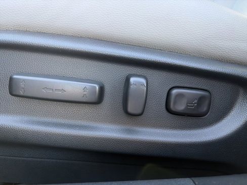 Used 2013 Honda Accord EX-L image 17