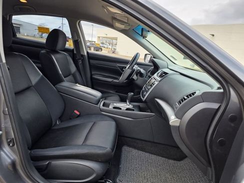Used 2016 Nissan Altima 2.5 SR image 23