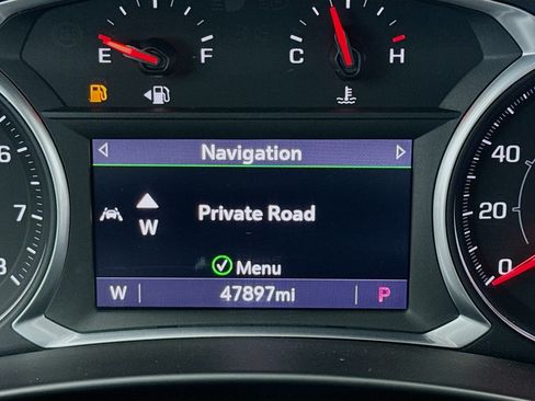 Used 2021 GMC Terrain SLT w/ Infotainment Package II FWD image 8