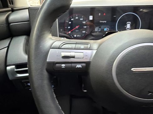 Used 2025 Hyundai Tucson SEL AWD/4WD image 17